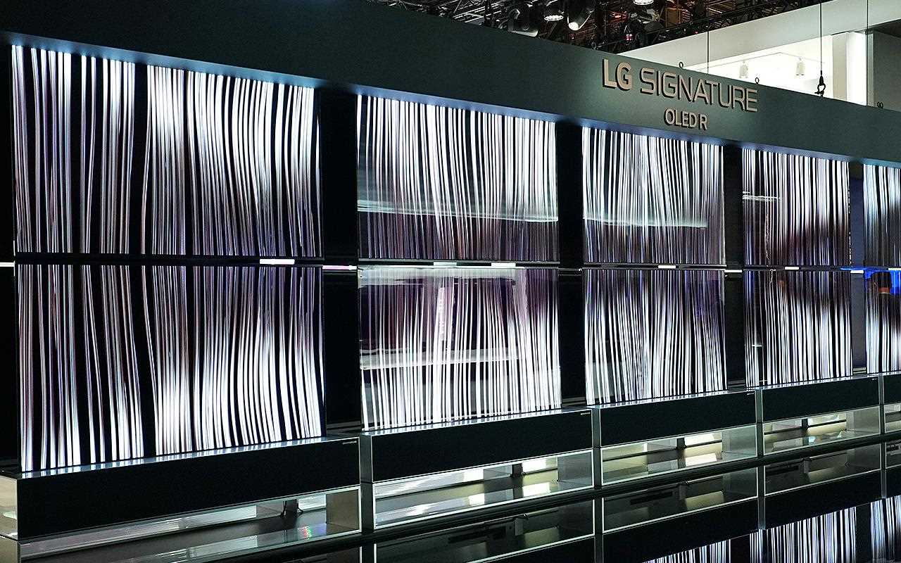 Line View wordt gedemonstreerd op LG Rollable OLED TV's.