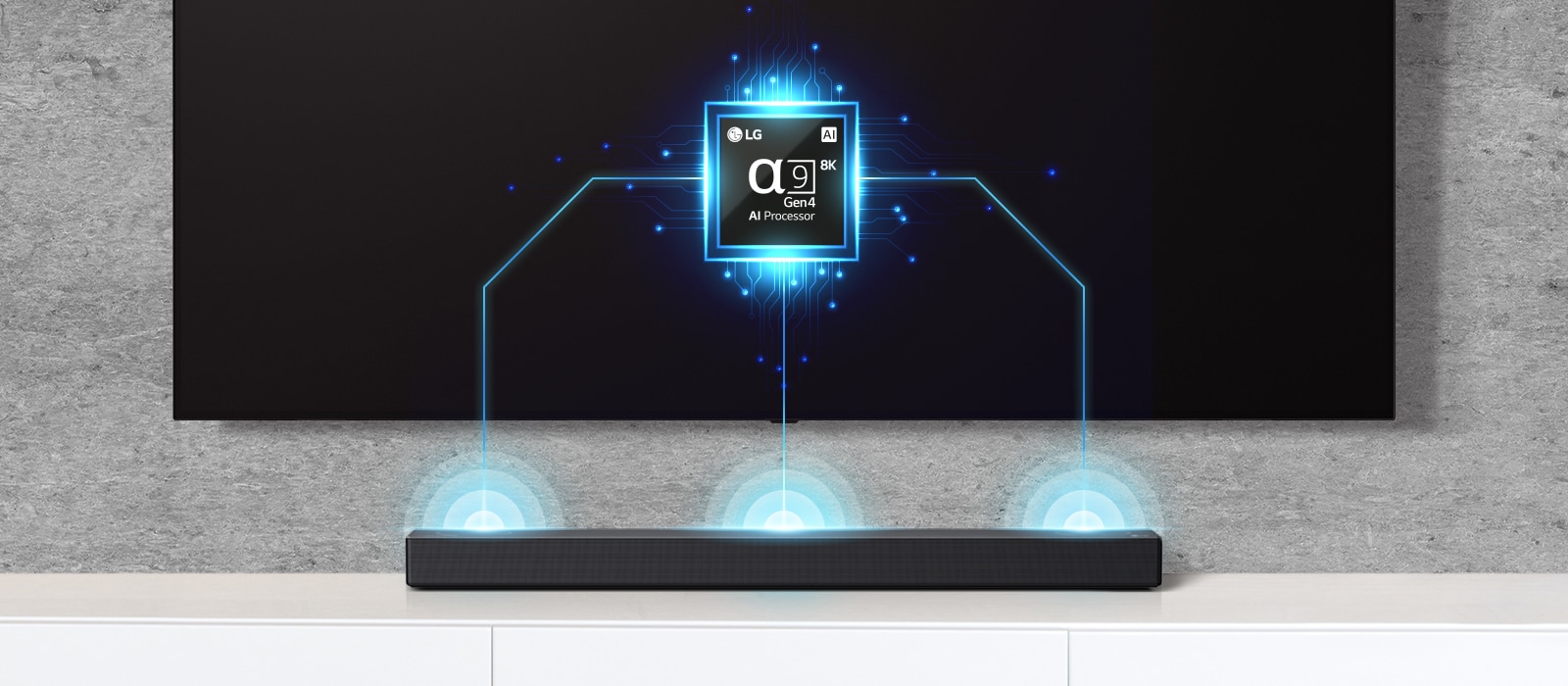 Det er et bilde av Alpha 9 gruppe på TV og det er en lydplanke like under. Det er også lydbølgeeffekt som kommer ut av lydplanken. 