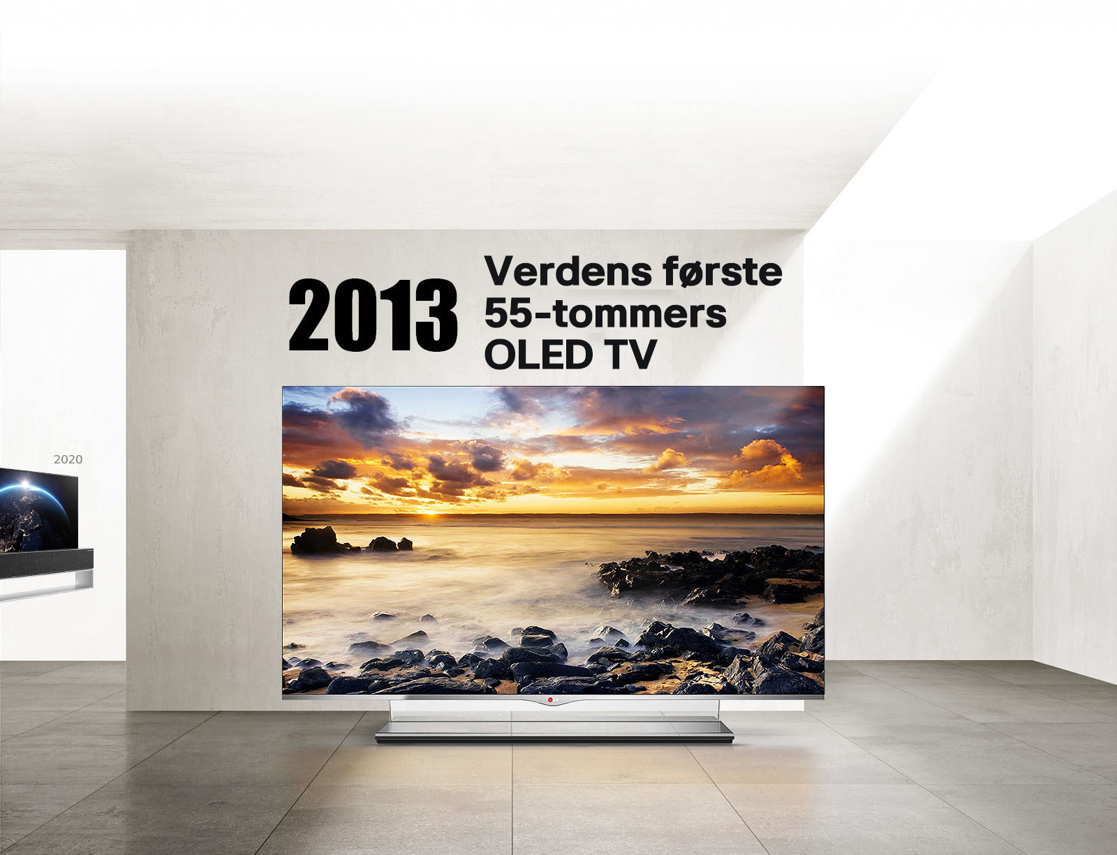 LG TV. Tittel sier 2013 Verdens første 55-tommers OLED TV.