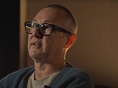 Dette er et bilde av den amerikanske filmskaperen Chris Blauvelt.