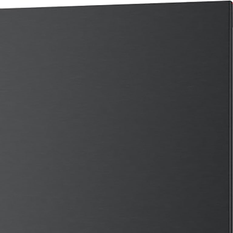 Fargebrikke for Essence Matte Black farge.