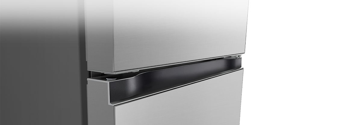 Nærbilde av firkantet håndtak med en elegant og minimal utførelse.