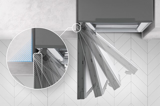 Fryseren vises ovenfra med døren som svinger ut og stopper på fire ulike steder, og et forstørret innlegg av hengslene viser at de kan gå i ett med veggen og aldri berøre den under åpning.