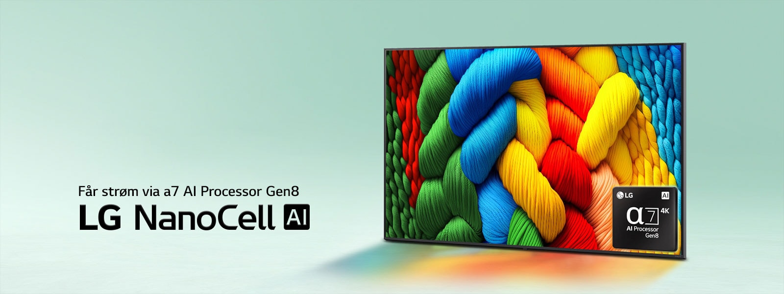LG NanoCell TV sett lettere vinklet mot venstre, og viser fargerike tråder. Alpha 7 AI Processor Gen8 er nederst til høyre på TV-skjermen. Bakgrunnen er oljegrønn gradering. Logoen til LG NanoCell AI nede i venstre hjørne. Tekst vises også, og får strøm via alpha 7 AI Processor Gen8.
