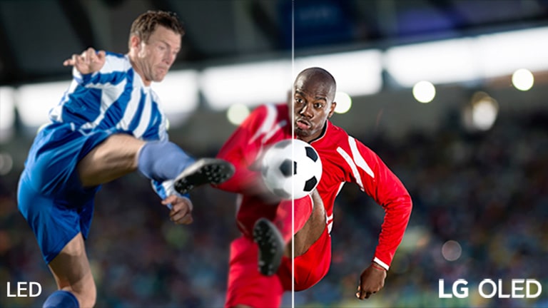 En scene med en fotballkamp delt i to for visuell sammenligning. På bildet er teksten LCD/LED nederst til venstre og LG OLED-logoen nederst til høyre.