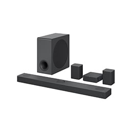 Diagonal visning av LG Sound Bar S80QR-sett.