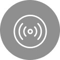 LG OLED evo AI G6 med Clear Motion viser en spillscene hvor en karakter går mot et slott under en stor måne, med HGiG og VESA CERTIFIED ClearMR-tekst på skjermen som fremhever jevn og klar bevegelse.
