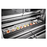 LG SIGNATURE - 643L InstaView Door in Door™ French Door (Noble Steel) - Energiklasse F, Vann/isdispenser med vanntilkobling og Smart Diagnosis™ med Wi-Fi, LG SIGNATURE 31 cu. ft. Smart wi-fi Enabled InstaView™ Door-in-Door® Refrigerator, top drawer with Custom Chill Pantry function, LUPXS3186N, thumbnail 13, LSR100, thumbnail 12