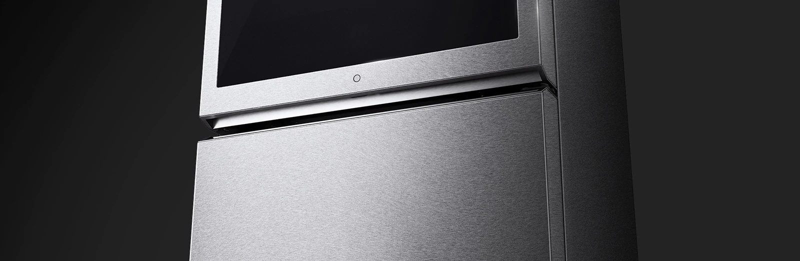 Nærbilde av LG SIGNATURE-vinskapets teksturerte ståloverflate.