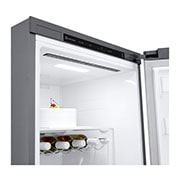 LG 386L Frittstående kjøleskap (Shiny Steel) - Energiklasse D, Door Cooling™, LINEARCooling™, Moist Balance Crisper™, Inside Details view, GLT51PZGSF, thumbnail 7