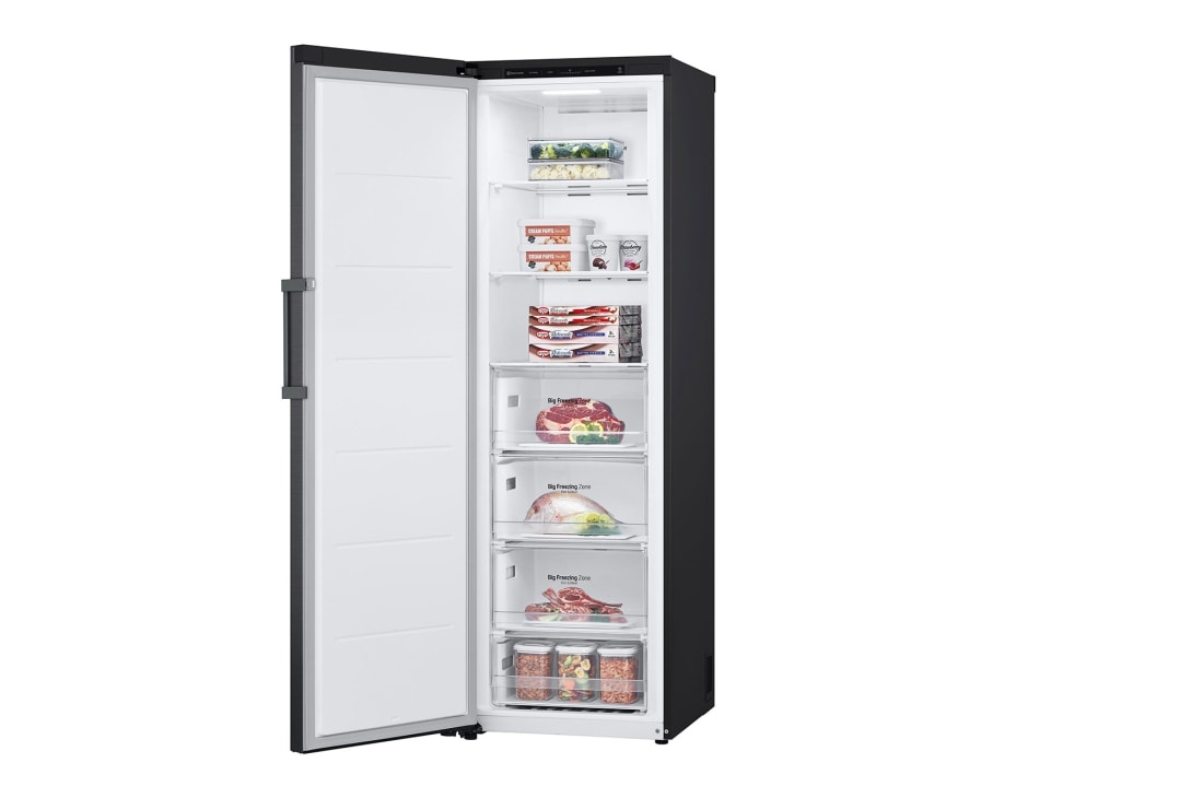 LG                             324L Frittstående fryseskap (Matte Black) - Energiklasse D,  Total No Frost, Express Freeze , Right view with food, GFT41MCGSF, thumbnail 6