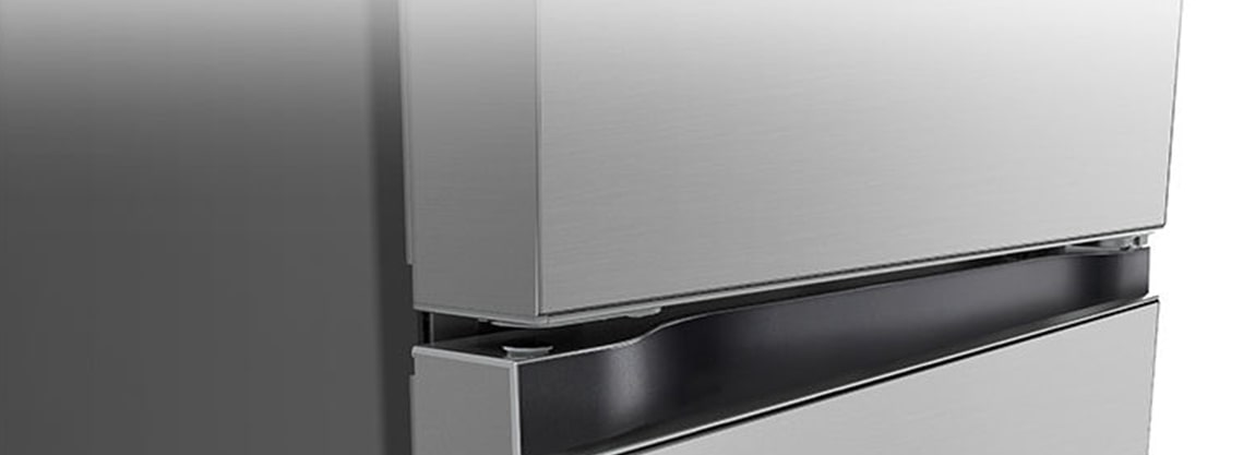 Nærbilde av firkantet håndtak med en elegant og minimal utførelse.