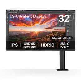 visning forfra med monitorarm til høyre2