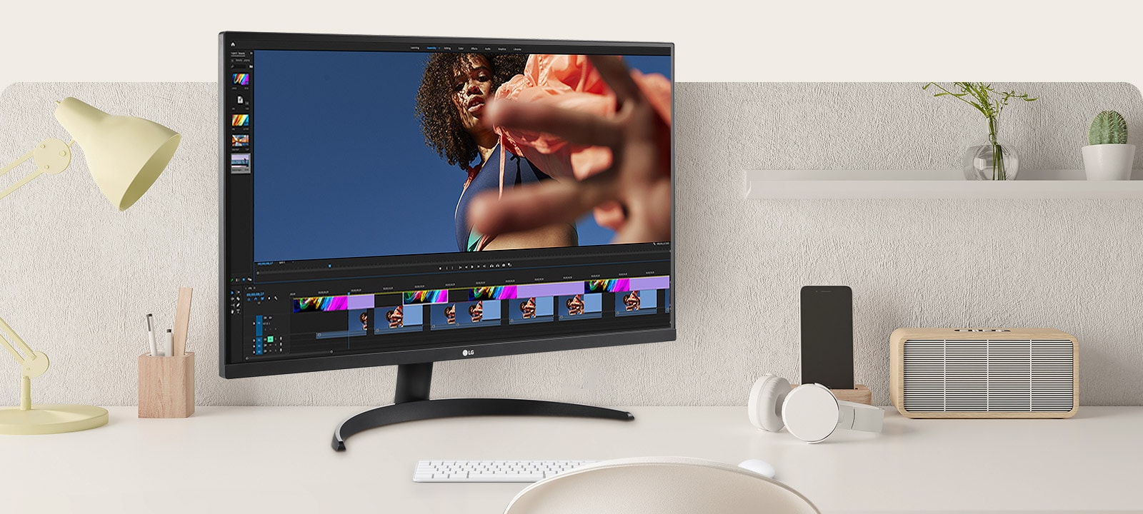 Opplev imponerende bildeklarhet og levende farger med LG UltraFine 4K HDR-skjermen.