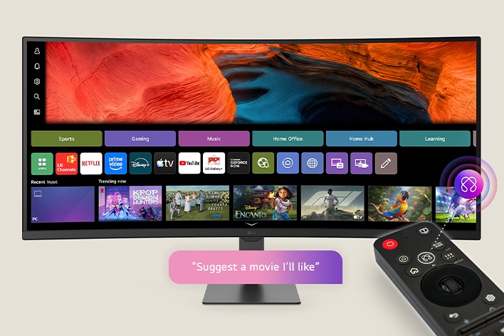 LG Smart Monitor med Magic Remote viser webOS-startskjerm og fremhever AI Voice ID-gjenkjenning, persontilpassede stemmebaserte anbefalinger og en smart brukerspesifikk opplevelse