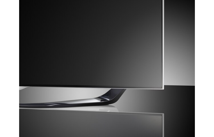 LG Den ultimate 47-tommers TV-en med bare 2,9 mm tynn ramme og patentert NANO-LED-teknologi for kontroll av bakgrunnsbelysningen, noe som gir et utrolig svartnivå. Alt tilbehør en TV trenger. SMART, Cinema 3D, Wi-Fi, DLNA og naturligvis Magic Remote. , 47LA960W, thumbnail 9