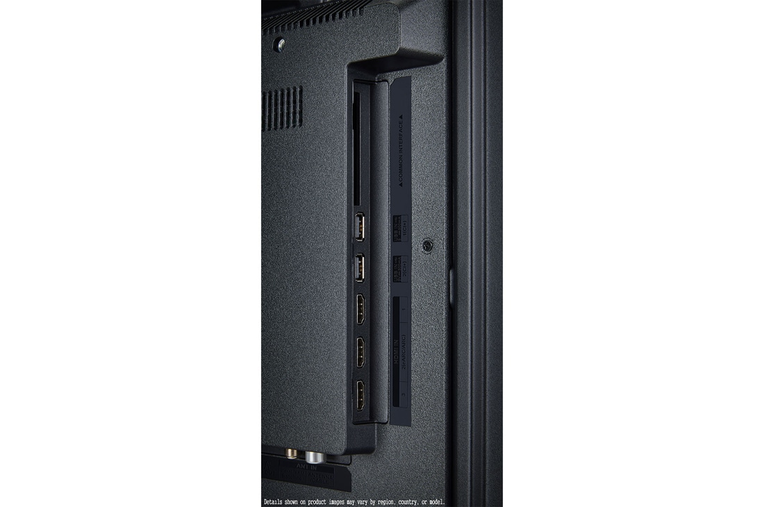 LG 65'' UHD AI UA73 4K Smart TV 2025, Sci-fi-innhold spilles av på en LG TV-skjerm. På skjermen vises grensesnittet for AI Chatbot. Brukeren sendte melding til chatbot om at skjermen er for mørk. Chatbot tilbød løsninger på problemet. Hel, 65UA73006LA, thumbnail 15