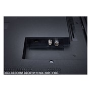 LG 65'' UHD AI UA73 4K Smart TV 2025, Sci-fi-innhold spilles av på en LG TV-skjerm. På skjermen vises grensesnittet for AI Chatbot. Brukeren sendte melding til chatbot om at skjermen er for mørk. Chatbot tilbød løsninger på problemet. Hel, 65UA73006LA, thumbnail 14