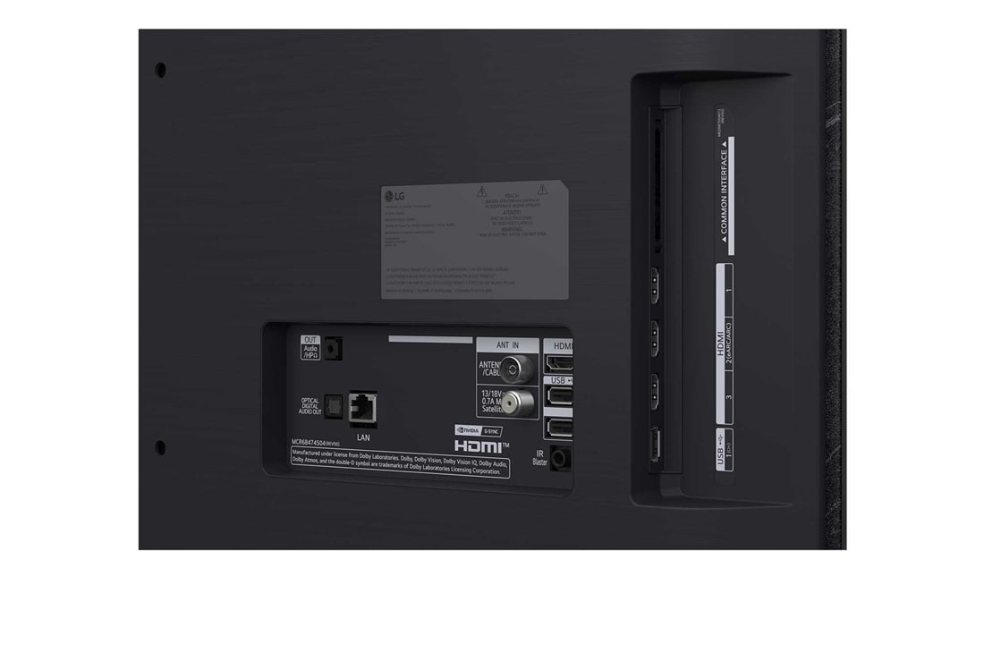 LG 48'' OLED evo AI C5 4K Smart TV 2025, LG AI Magic Remote foran en LG TV-skjerm. På skjermen vises en personlig hilsen fra LG AI med tilpassede nøkkelord basert på brukerens søke- og seerhistorikk. Ved siden av fjernkontrollen er et ikon o, OLED48C54LA, thumbnail 14