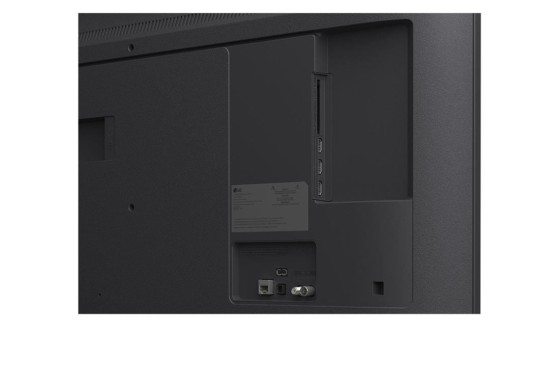 LG 50'' UHD AI UA74 4K Smart TV 2025, Sci-fi-innhold spilles av på en LG TV-skjerm. På skjermen vises grensesnittet for AI Chatbot. Brukeren sendte melding til chatbot om at skjermen er for mørk. Chatbot tilbød løsninger på problemet. Hel, 50UA74006LB, thumbnail 14