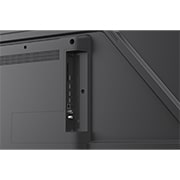 LG 85'' Nano UHD NU80 4K AI TV - 2026, LG NANO 4K UHD AI NU80 Sports Forecast fra AI Concierge viser en direktesendt fotballkamp med et AI-panel på skjermen som presenterer prognoser, spillinnsikt og ligadata, og viser hvordan AI analysere, 85NU800B6LA, thumbnail 12