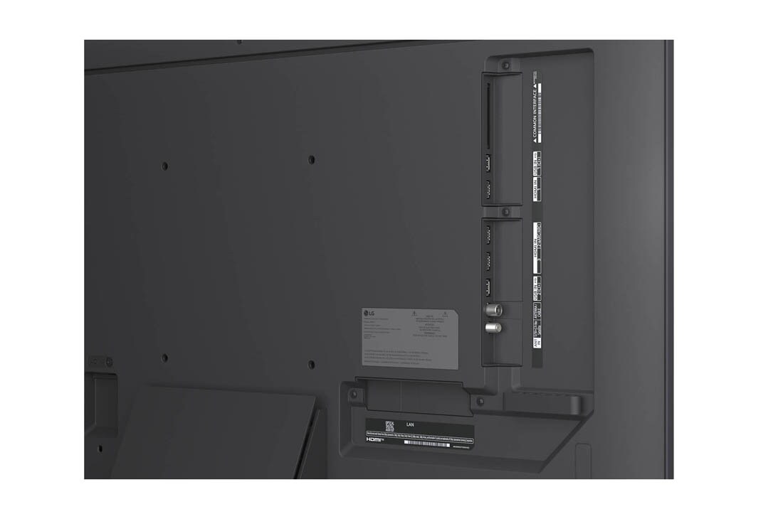 LG 43'' QNED evo MiniLED QNED86 4K AI TV - 2026, LG QNED evo AI QNED86 Mini LED med supertynn design er veggmontert i et lyst, åpent oppholdsrom og smelter inn i interiøret mens den viser dristige geometriske abstrakte kunstverk., 43QNED86B6B, thumbnail 12