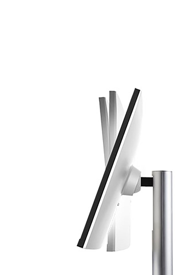 Skjermen har vippejustering.