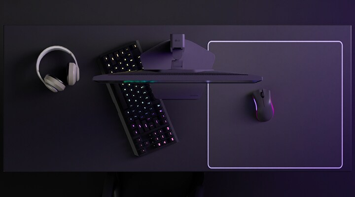 UltraGear G5 spillskjerm (25G590B) designet for konkurransedyktig esport med et kompakt stativ som frigjør plass på skrivebordet til tastatur og mus