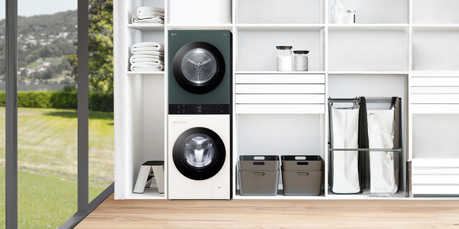 Washtower este amplasat într-un spațiu multifunctional de sub scară.