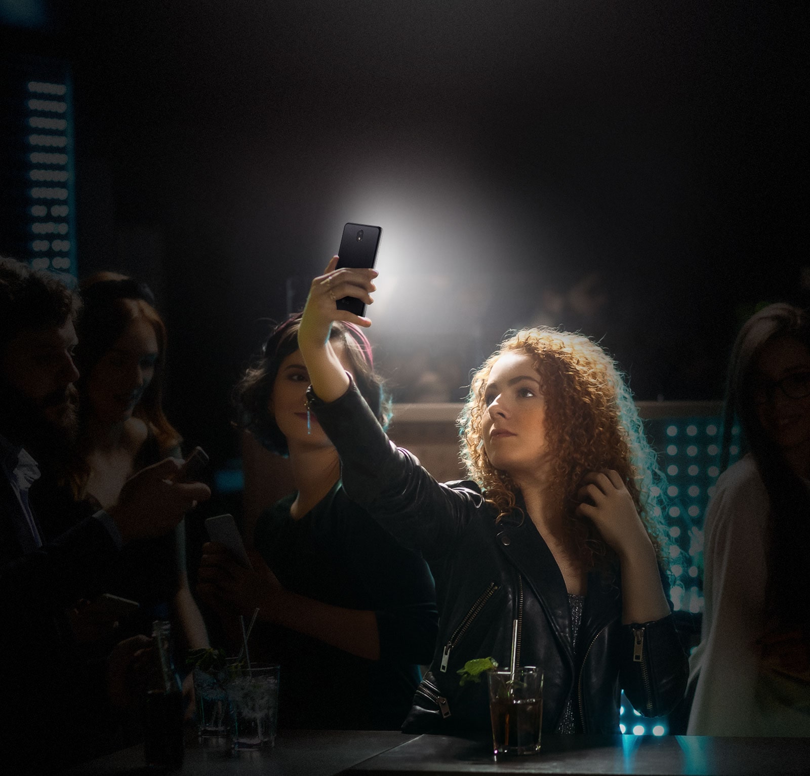 Selfie-uri strălucesc mai puternic decât celelalte1