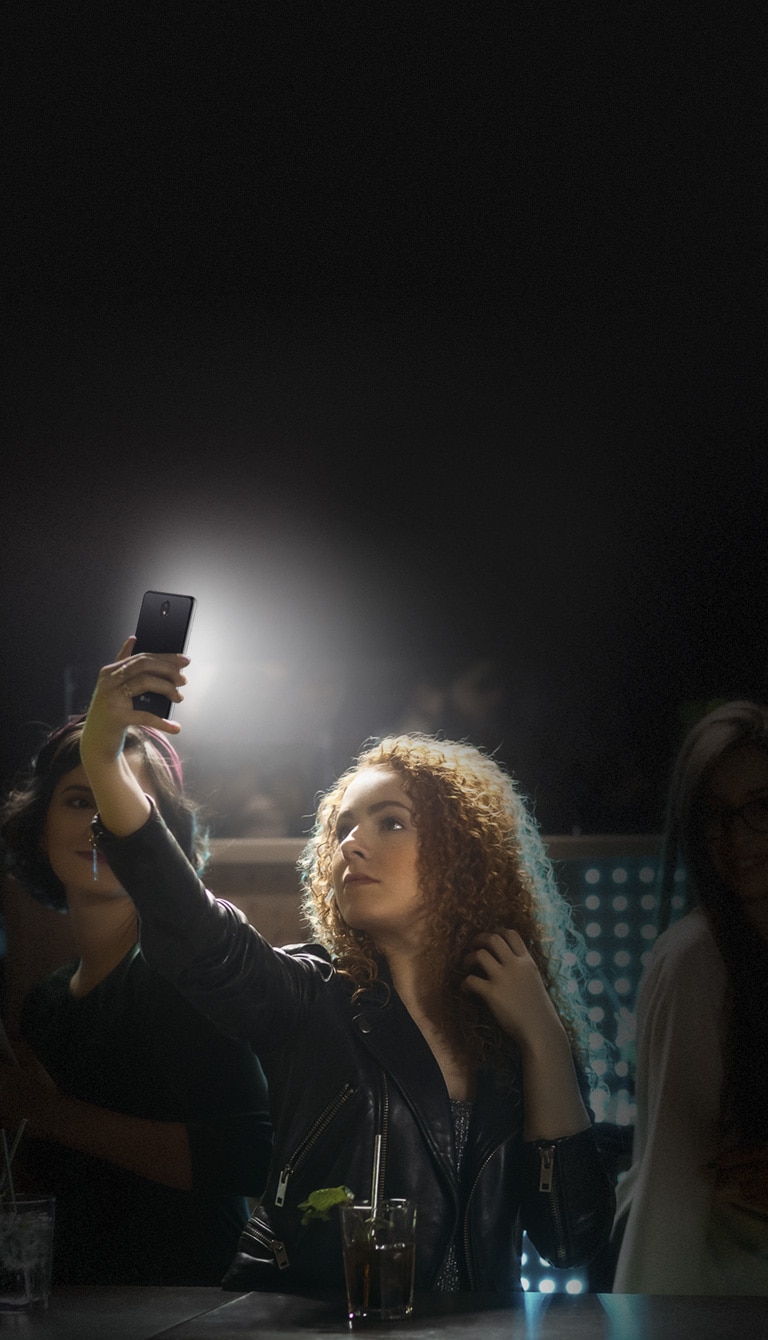 Selfie-uri strălucesc mai puternic decât celelalte2