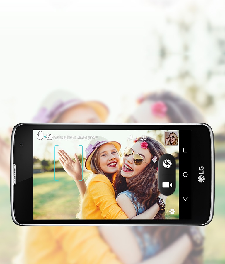 Selfie-uri simultane cu un simplu gest 2