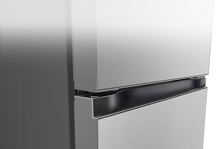 Prim plan al mânerului pătrat de buzunar cu un design elegant și minimalist.