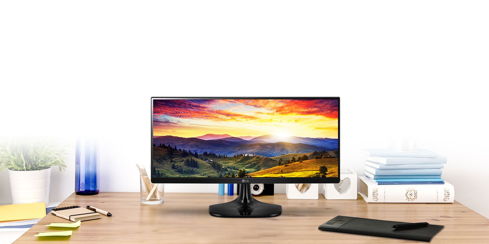 21:9 UltraWide™ FHD on IPS Display