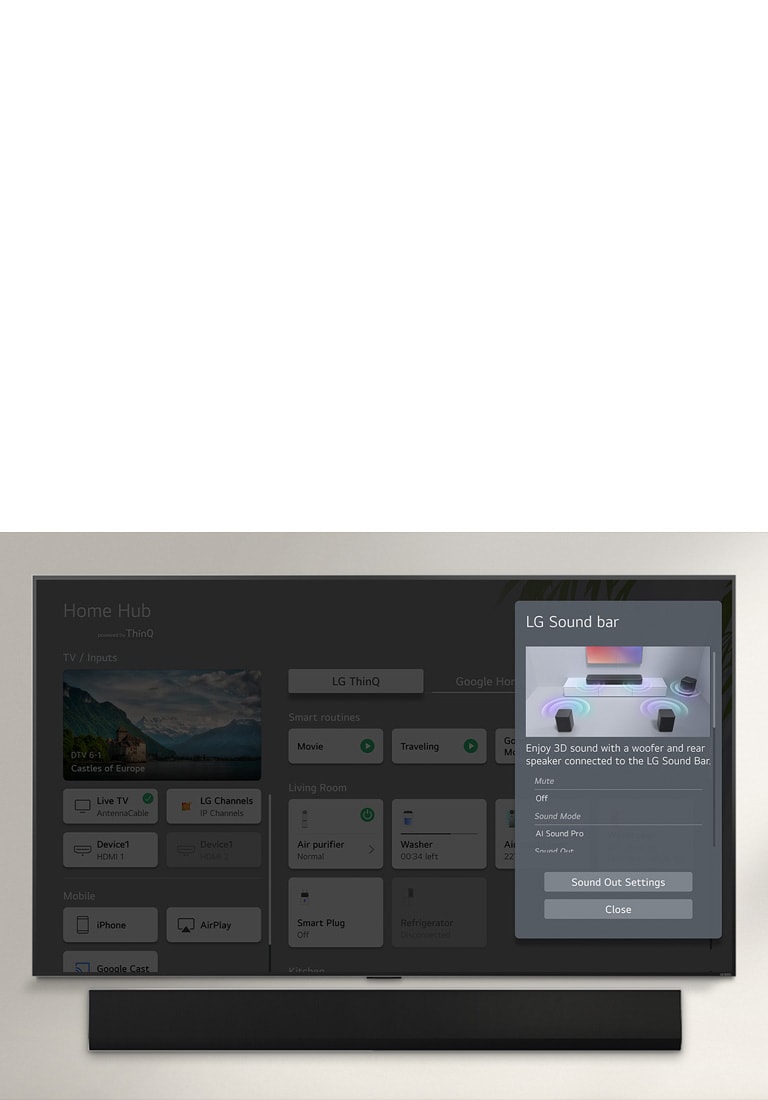 LG Soundbar este sub un LG OLED TV. Pe ecranul TV este un UI pentru comenzile volumului pentru soundbar și TV. 