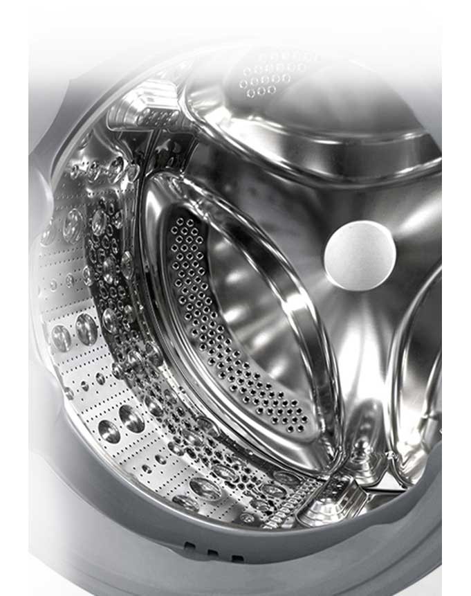 Imaginea din interiorul mașinii de spălat, în care se poate vedea ridicătorul din oțel inoxidabil.