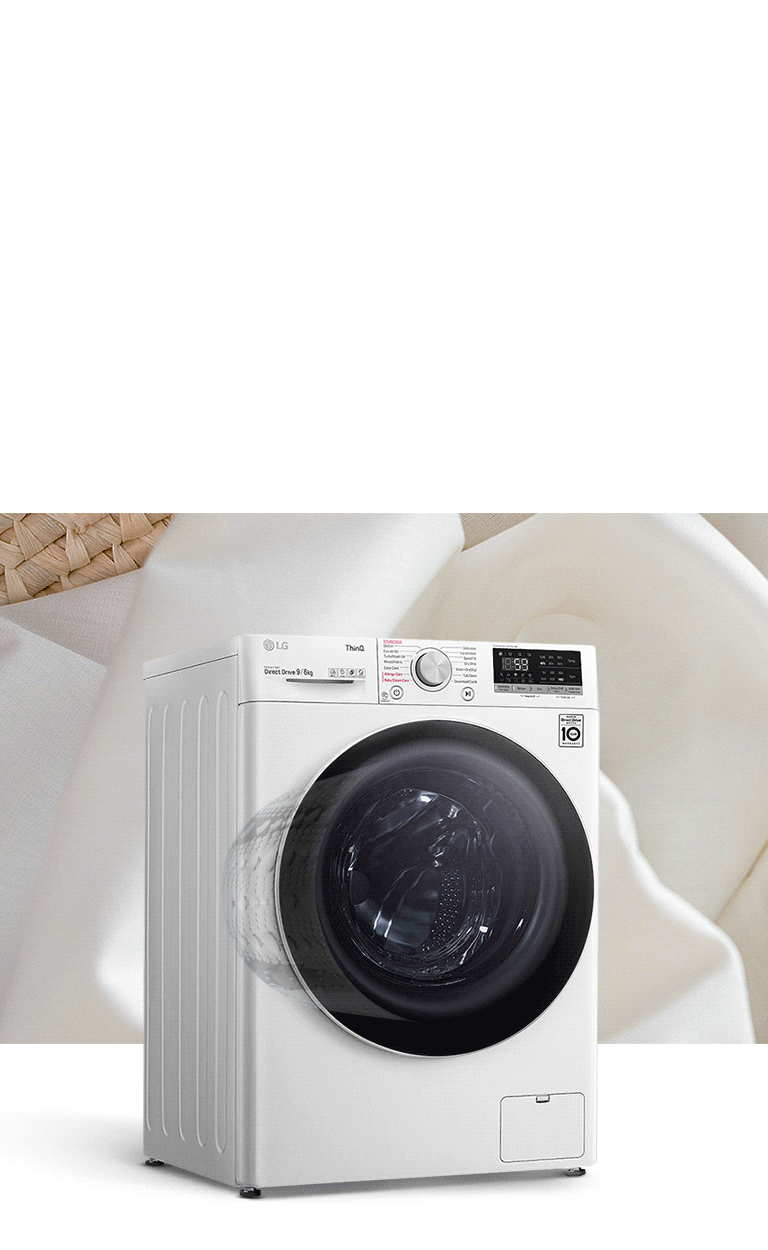 Este afișată o imagine a produsului care demonstrează capacitatea sa interioară mai mare, prin mișcare. Imaginea de fond afișează un coș cu rufe albe.