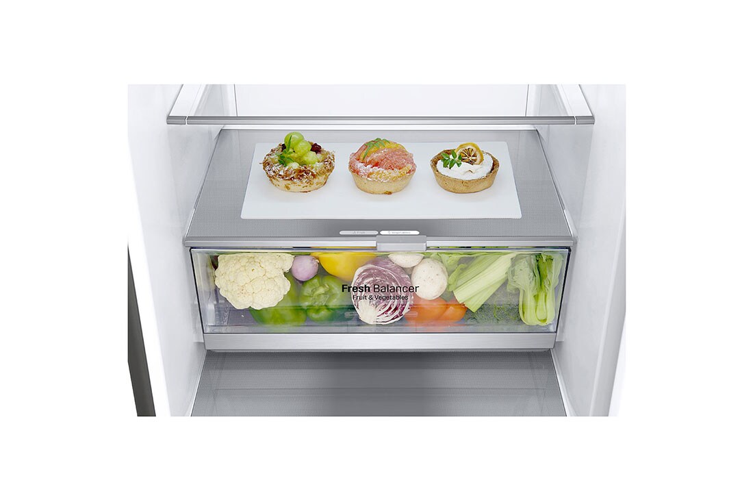 LG Combină frigorifică | Clasa E | 336 L | Total No Frost | Compresor Smart Inverter 10 ani Garanție | Door Cooling | ThinQ™ | Gri metalizat, Top View with food, GBF71PZDMN, thumbnail 5
