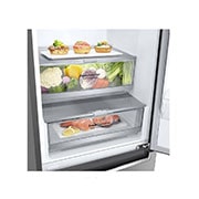 LG Combină frigorifică | Clasa E | 336 L | Total No Frost | Compresor Smart Inverter 10 ani Garanție | Door Cooling | ThinQ™ | Gri metalizat, Right Side View with Food, GBF71PZDMN, thumbnail 3