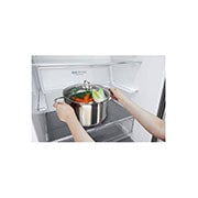 LG Combină frigorifică | 451 L | Total No Frost | Clasa E | Compresor Smart Inverter 10 ani Garanție | DoorCooling™ | ThinQ™ | Negru mat, Detail view3, GBB569MCAMB, thumbnail 6