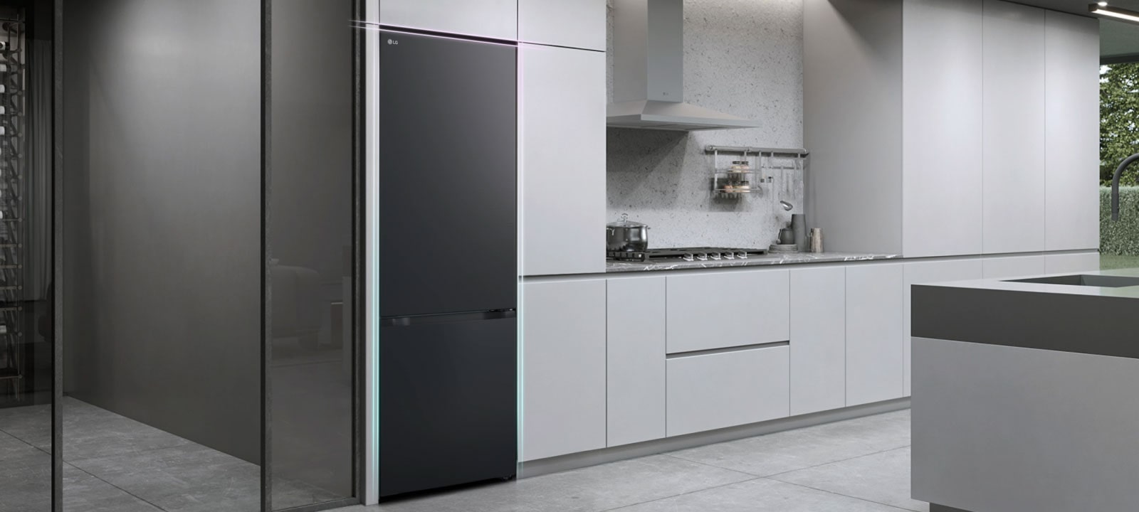 Frigiderul LG cu congelator inferior (GBBW726AEV), în finisaj negru mat