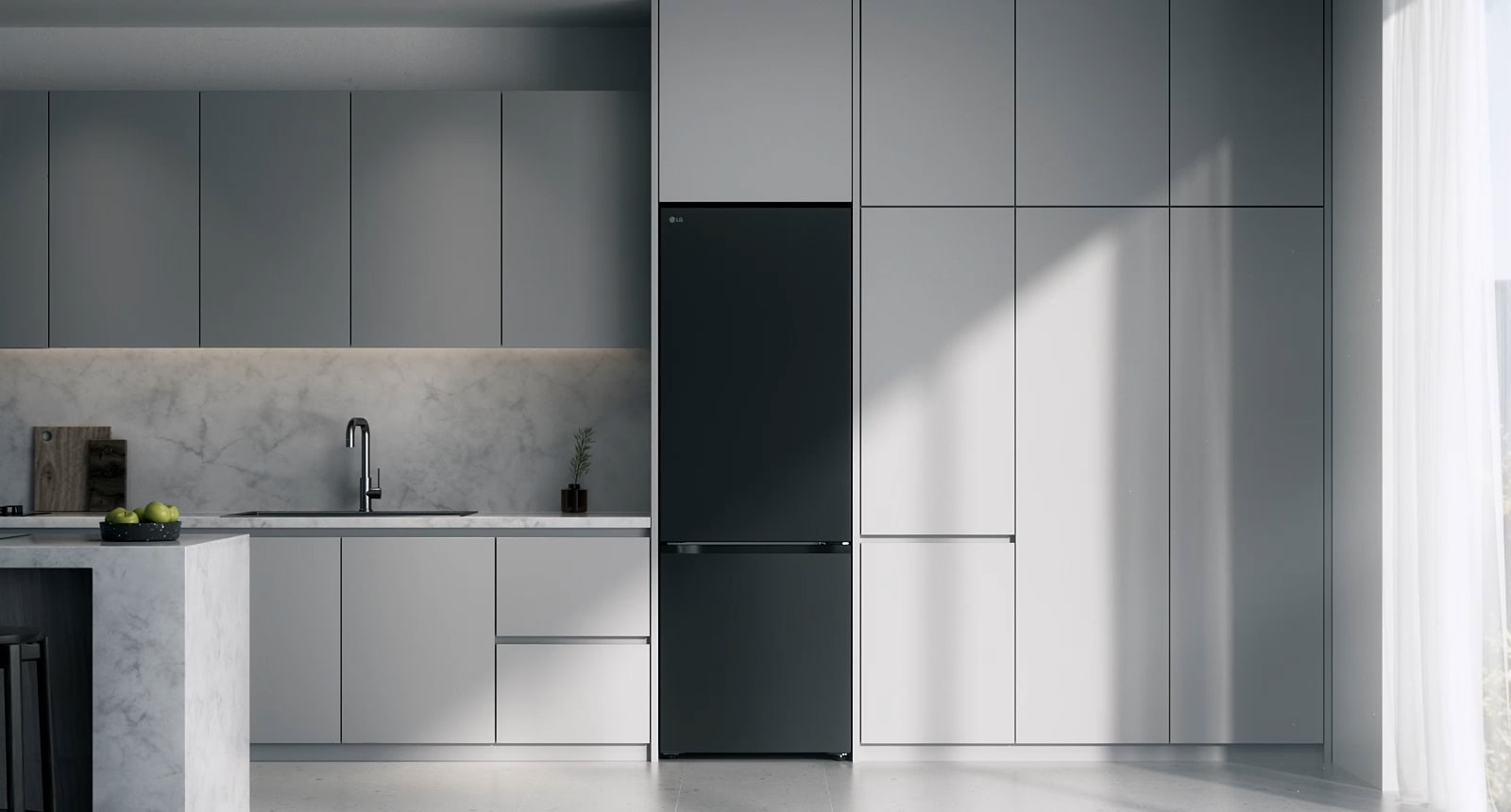 Frigider LG cu congelator inferior (GBBW726AEV), în finisaj negru mat