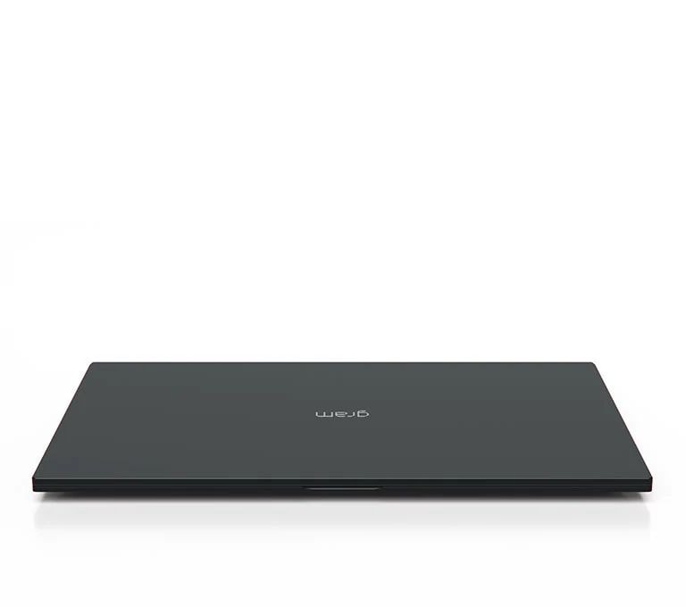 gram oferă ecran de 14 inchi și greutate de 999 g