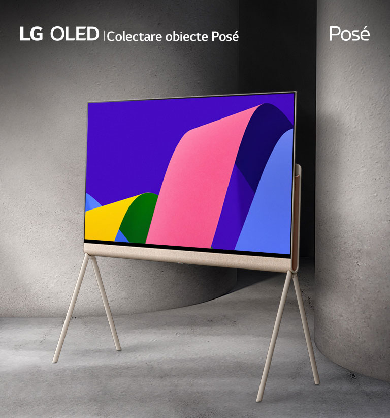 Posé văzut din spate. Camera se apropie când dispozitivul Posé se rotește la stânga, încetinind pentru un prim-plan al siglei LG Objet și o vedere din lateral. Designul  Posé la un unghi de 45 de grade, orientat spre stânga, cu ilustrații abstracte pline de culoare pe ecran, fiind amplasat între două coloane mari și gri.