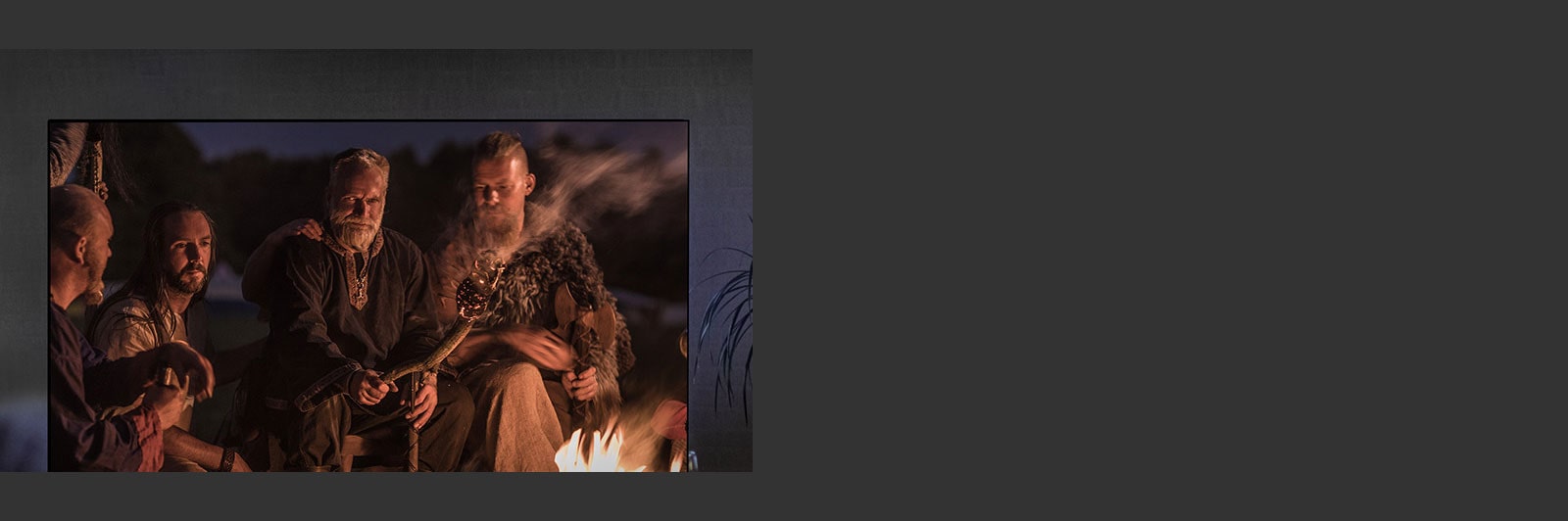 Un interviu cu Christopher Nola și alți cineaști vorbind despre viziunea modului Regizare (rulați videoclipul)