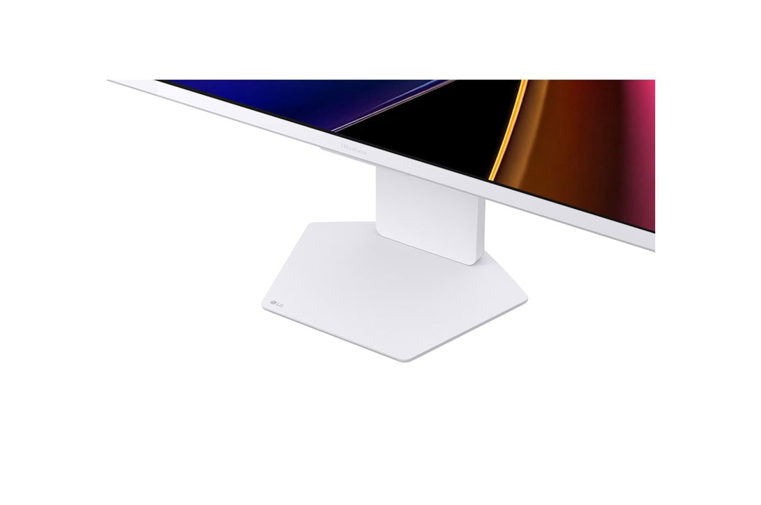 LG Monitor pentru gaming,  LG UltraGear™ de 32 inci, 144Hz , UHD 4K AI Smart | 1ms (GtG), webOS, L-stand top view, 32G810SA-W, thumbnail 9