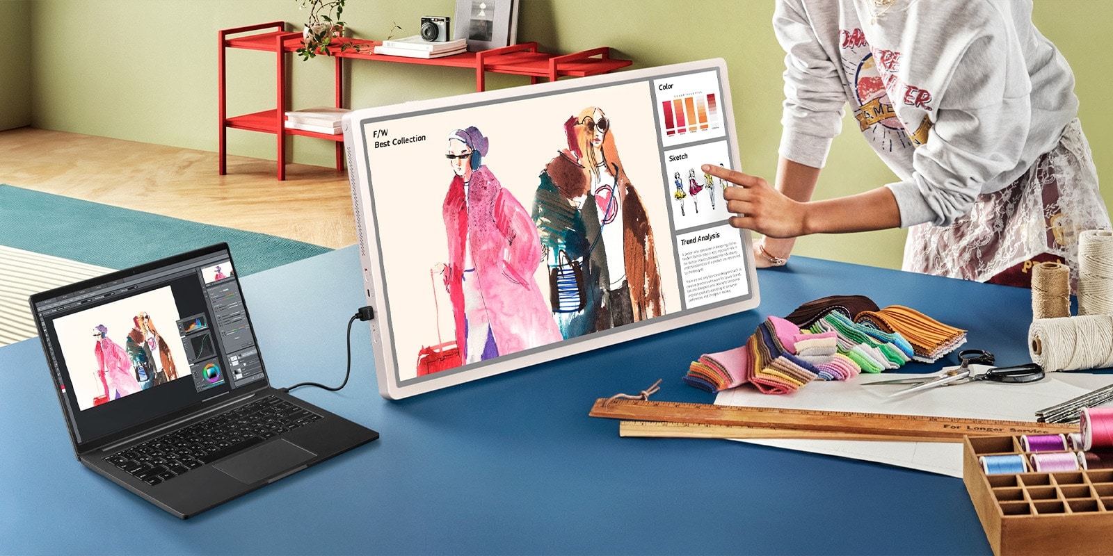 Conectează-te ușor la alte dispozitive prin HDMI și USB1