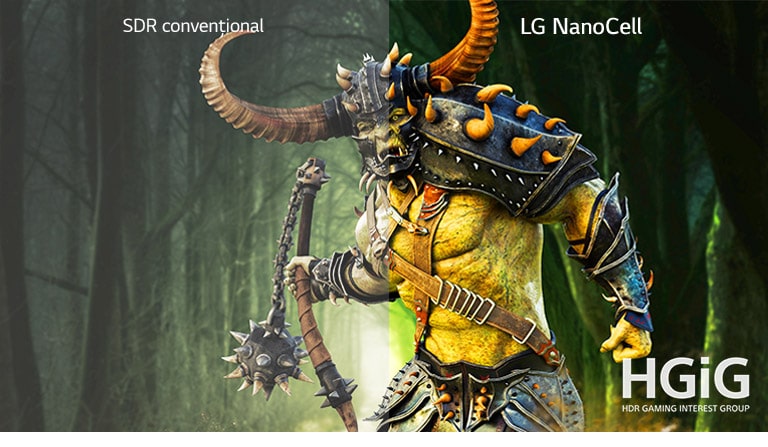 O scenă dintr-un joc cu un monstru afișată pe un televizor convențional și altă jumătate pe un televizor NanoCell cu HDR