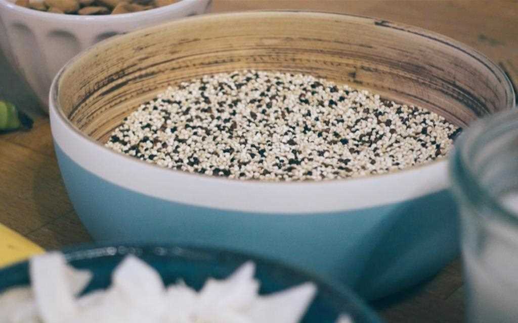 A view of ingredients to cook LG NeoChef quinoa bowl.