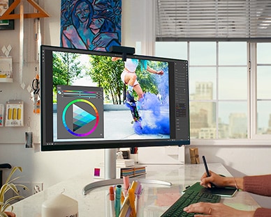 Scena fotografa sa 32UQ85R.